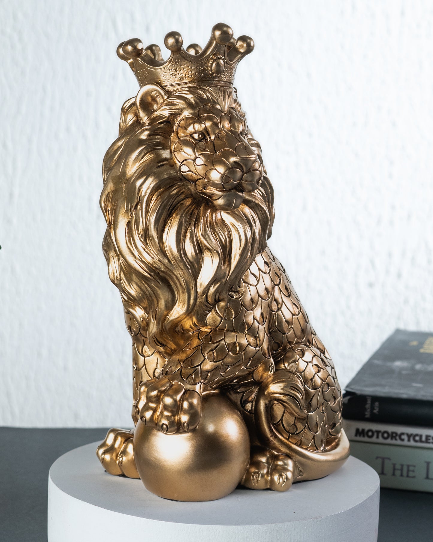 Royal Gold Lion Statue