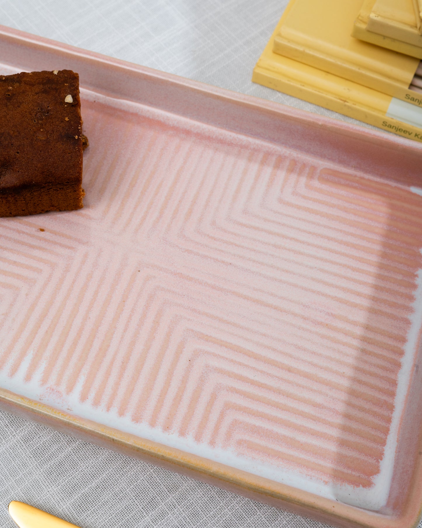 Ceramic Textured Serving Platter with Handle