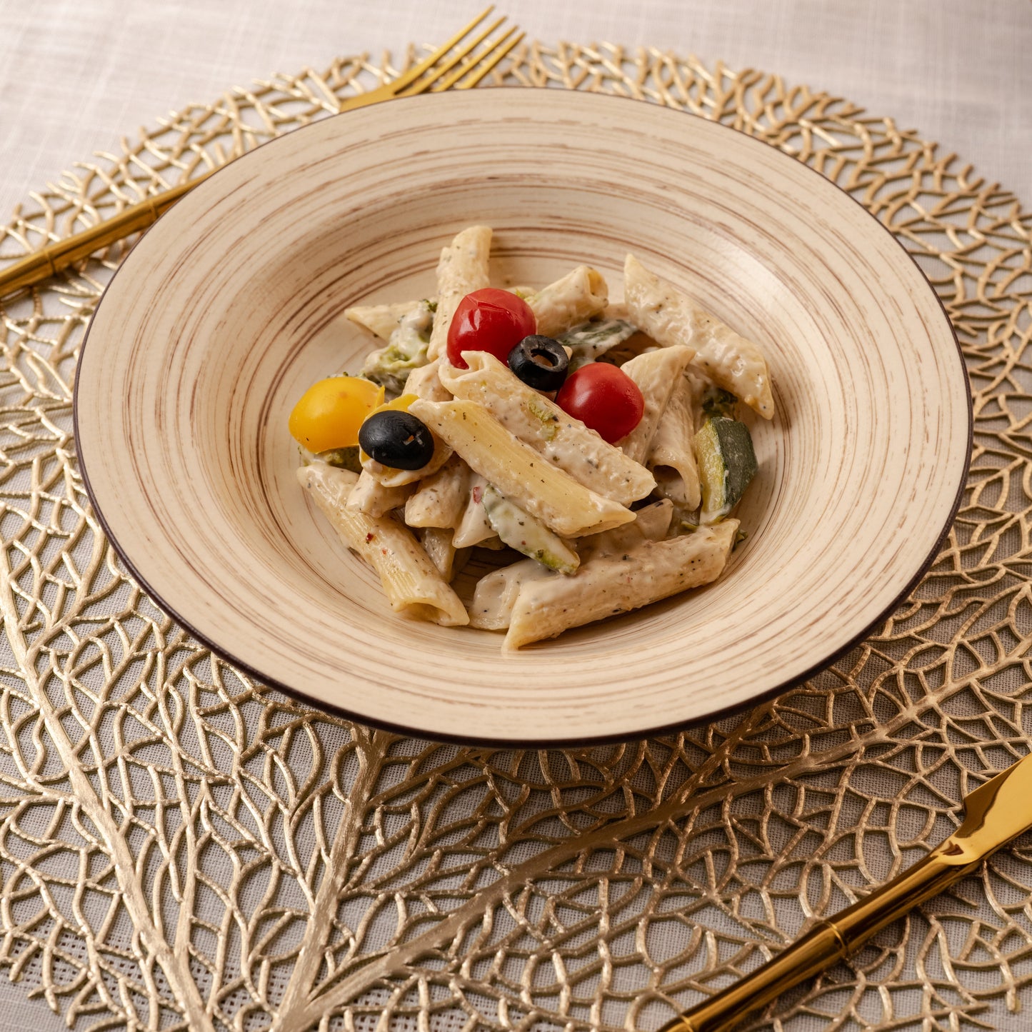 Circular Patterned Pasta Plate