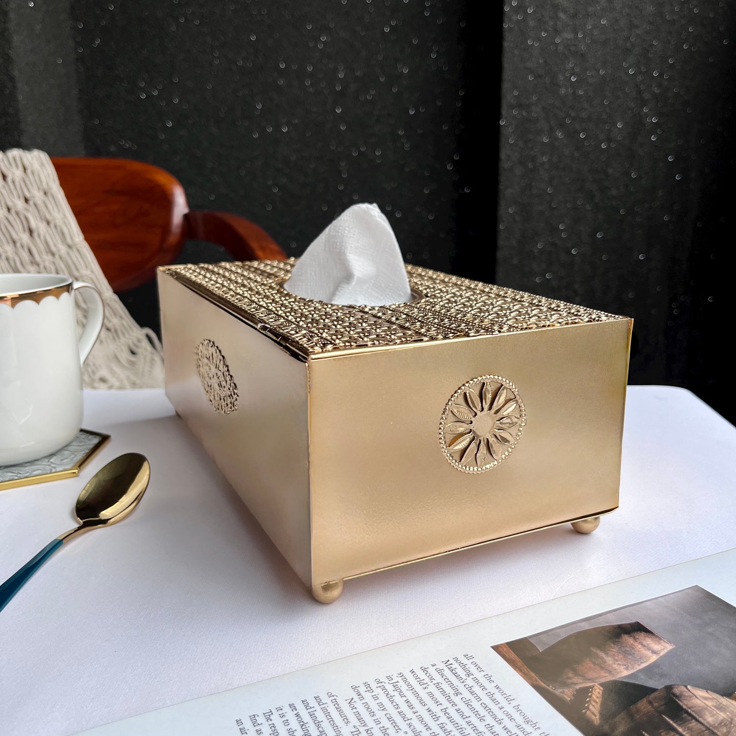 ROYAL GOLD TISSUE BOX